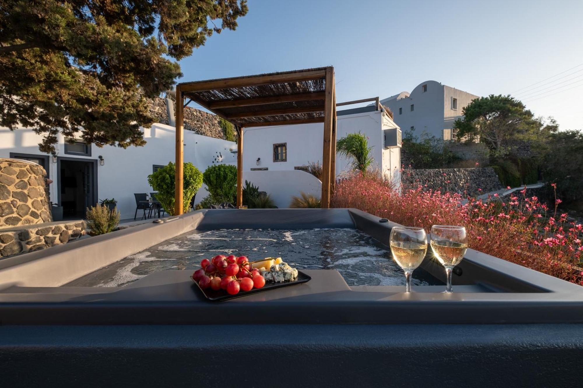 Noelia Suites Oía Exteriér fotografie